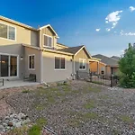 3Br Luxury Townhome W Ac In Central Location