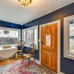 Downtown Salida Cottage With Fireplace And Yard!