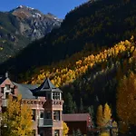 Hotel Columbia