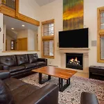 12 Yukon Lane Townhome