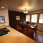 Crmr Slopeside Location