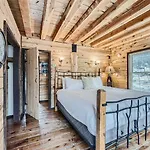 Hot Tub Soaks & Arcade Lights - Fireplace At A Modern Alpine Retreat & Starlink With Dedicated Workstation