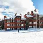 Four Oclock Lodge #21 By Great Western Lodging