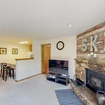Buffalo Village Condo & Treetop Hideaway