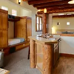 Chipeta Lodge