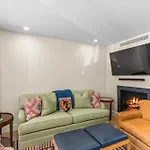 Le Clairvaux Unit 9, Newly Remodeled 2Bd Condo In The Heart Of Downtown Aspen