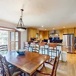 Vail City Bungalow