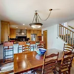 Vail City Bungalow