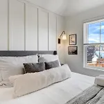 Whitewater Peak - Cozy Retreat With Scenic Views