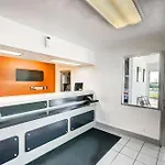 Park Inn By Radisson, Thornton