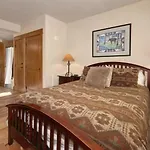 Premier 2 Bedroom Ski In, Ski Out Lone Eagle Condo With The Best Access To Skiing In Keystone