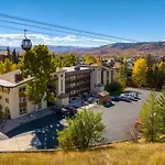 Ski In Ski Out, Hot Tub, Gas Grill In Picnic Area