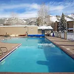 Pool, Hot Tub, Ski In Ski Out Studio, King Bed