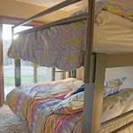 Heated Pool & Hot Tub, Walk To Ski Slopes, Ground Level Unit
