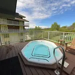 Ski In, Ski Out Cozy Creek Side Cabin W Front Yard