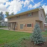 Pet Friendly, Wood Burning Fireplace, On Bus Route, Easy Walk To Main Street