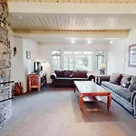 Aspenwood - Coraltree Residence Collection
