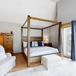 Lakeview Townhome Unit A5