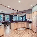 Secluded Mountain Sanctuary 4Br Family Friendly