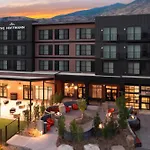 The Hoffmann Hotel Basalt Aspen Tapestry Collection Hilton