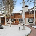 Central Ac, Updated 4 Bedroom 4-5 Ba Townhouse, Pool