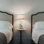 Surf Hotel & Chateau