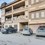 Mountain-View Condo In The Heart Of Edwards!