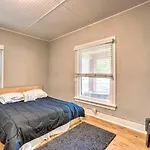Historic Redstone With Large Backyard, Walk To Csu!