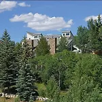 Private Hot Tub With Mountain Views, Pet Friendly, Quick Walk To Ski Area Base
