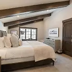Lodge At Vail Condominiums