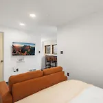 Singer Cabin 1