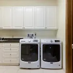 North Starr Chateau By Mountain Vacation Lodging - 7 Bedroom Suites, Game Room, Home Theater & More