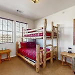 Lodge At Ten Mile
