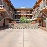 Top-Floor Condo Downtown With Stunning Views