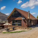 Singer Cabin 1