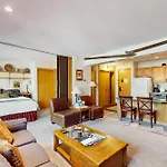 Cozy Slopeside Condo