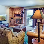 Bear Claw 412 - Ski-In Ski-Out Condo!