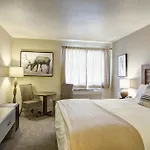 Trailhead Inn