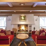 Plaza Lodge