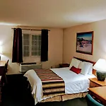 3 Peaks Lodge