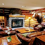 3 Peaks Lodge