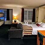 3 Peaks Lodge