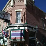 Columbus Hotel