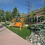 Swan Mountain Resort