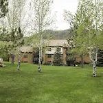 The Pines Condominiums
