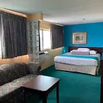 Howard Johnson By Wyndham Denver West