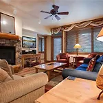 2101 Timberline Lodge, Trappeur\'S Crossing