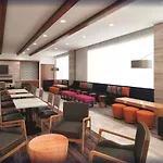 La Quinta Inn & Suites Limon By Wyndham