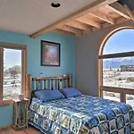 Buena Vista Home On River About 1 Mi To Downtown!