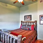 Pagosa Springs Escape With Deck, Hot Tub And Grill!